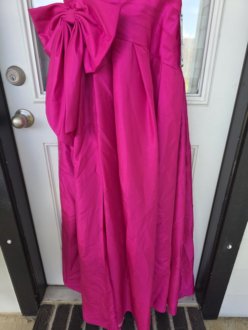 XSCAPE Fuchsia Satin Bow Gown Formal Evening Dress Sz 10 $319 Wedding Luxury - Picture 9 of 14